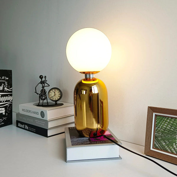 Skandynawska Lampa Pełna Elegancji