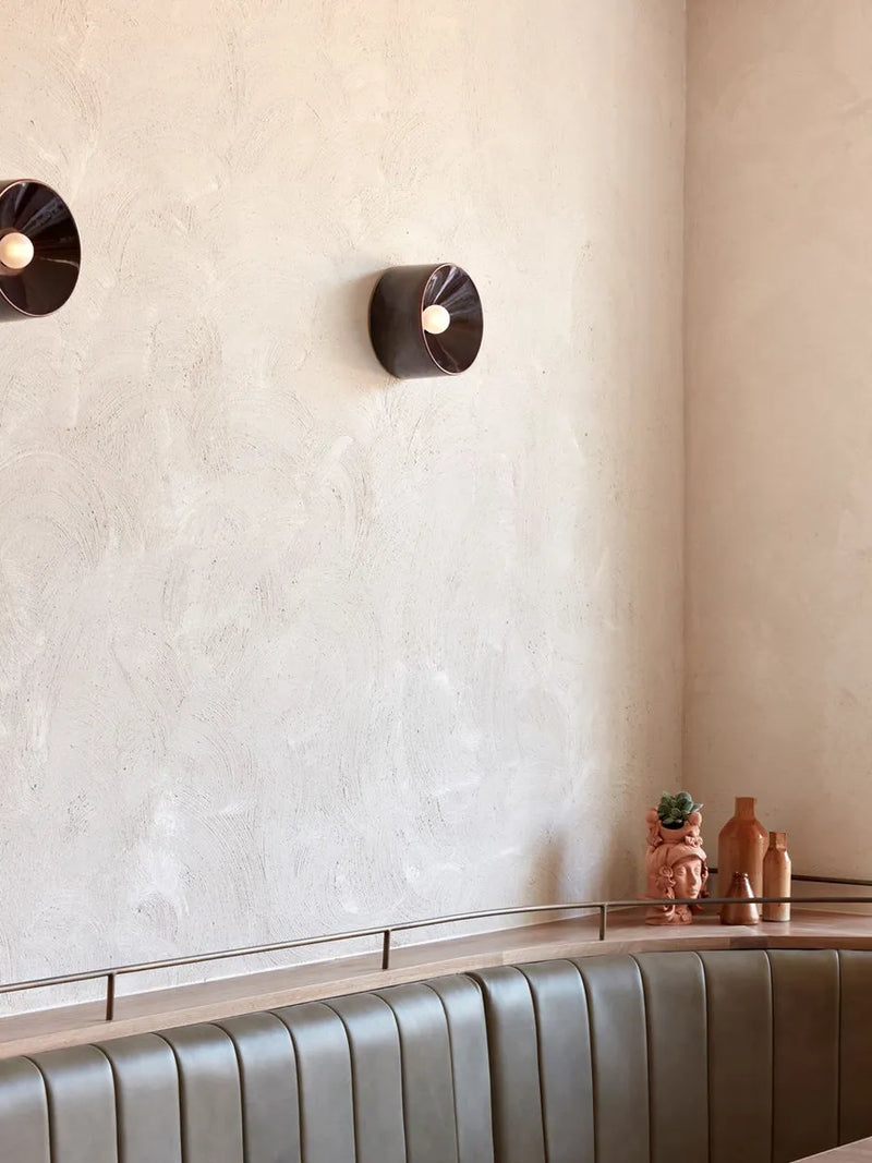 Nowoczesna Czarna Lampa Ścienna do Stylowych Wnętrz