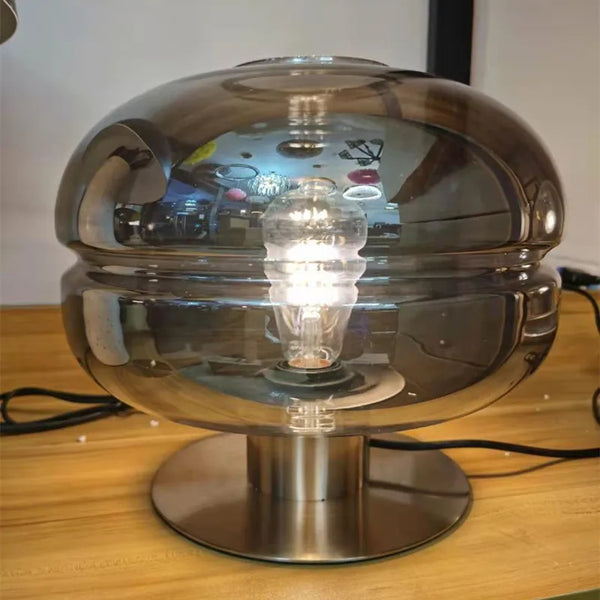 Ekskluzywna lampa stołowa do każdego stylu aranżacji