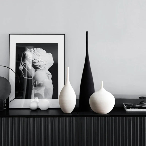 Wzór spokoju wśród ceramicznych kształtów