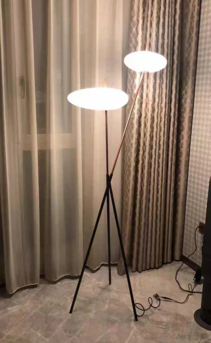 Nordycka lampa stojąca LED nowoczesny minimalizm w Twoim wnętrzu!