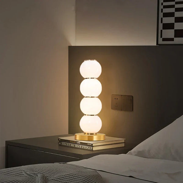 Designerska Lampa LED dla Wyjątkowej Atmosfery