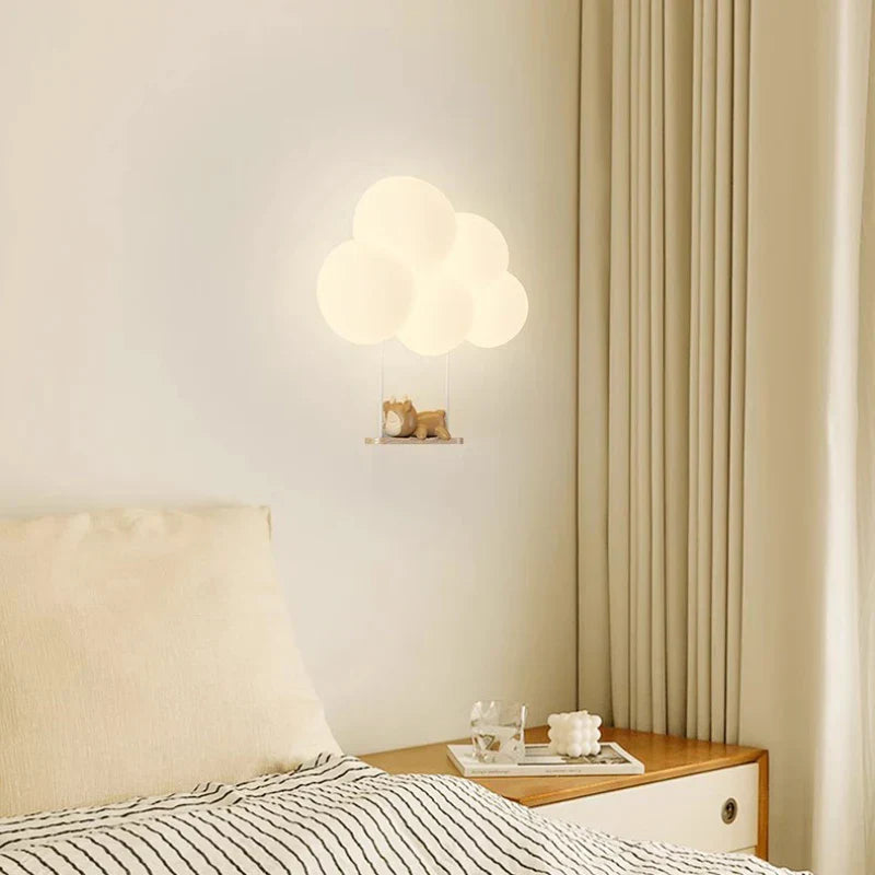 Magia Światła w Dziecięcej Lampie Ściennej