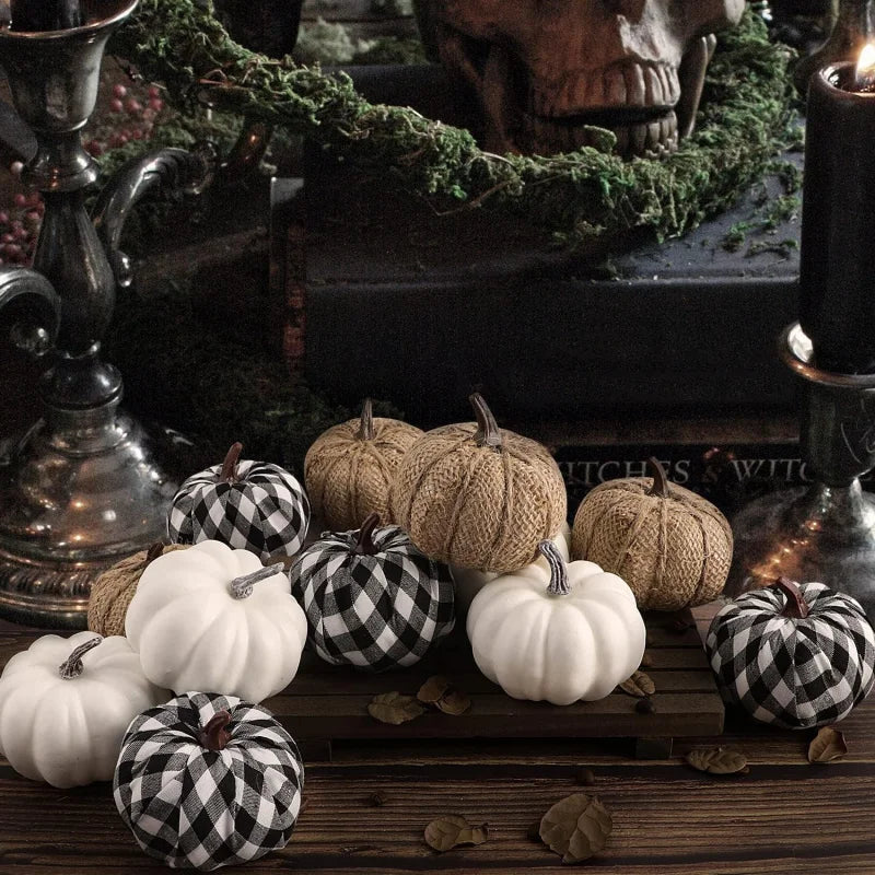Zestaw 12 sztuk ozdobnych dyni z materiału jutowego na jesień i Halloween