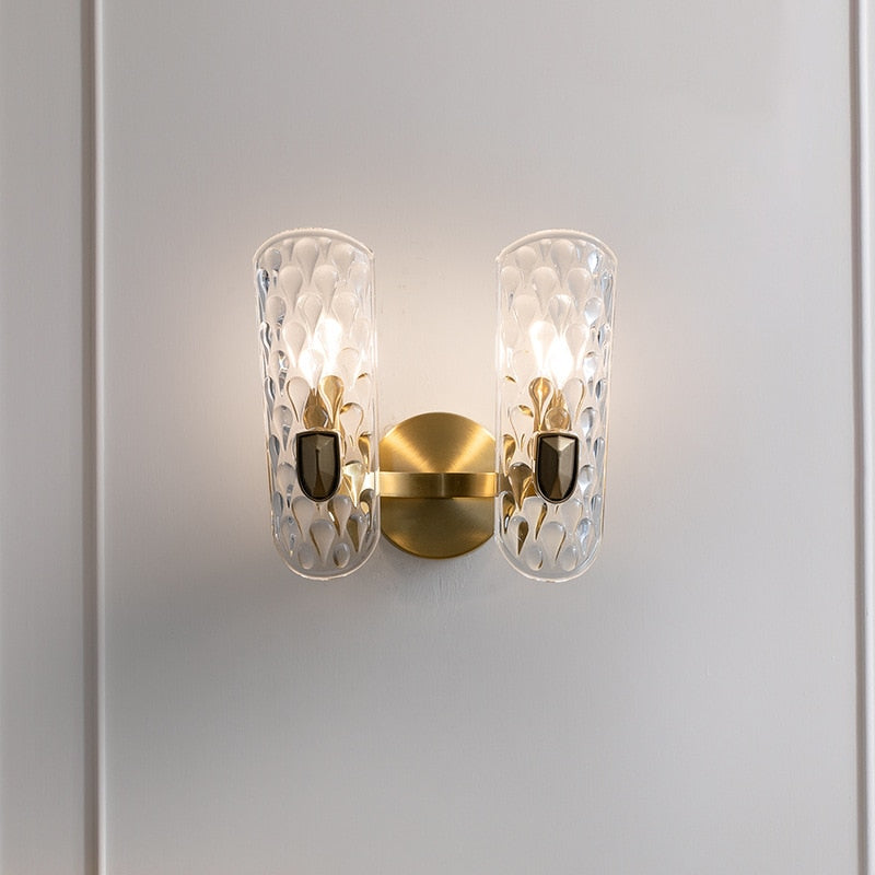Retro Lampa Ścienna z Ciepłym Światłem i Klasycznym Urokiem