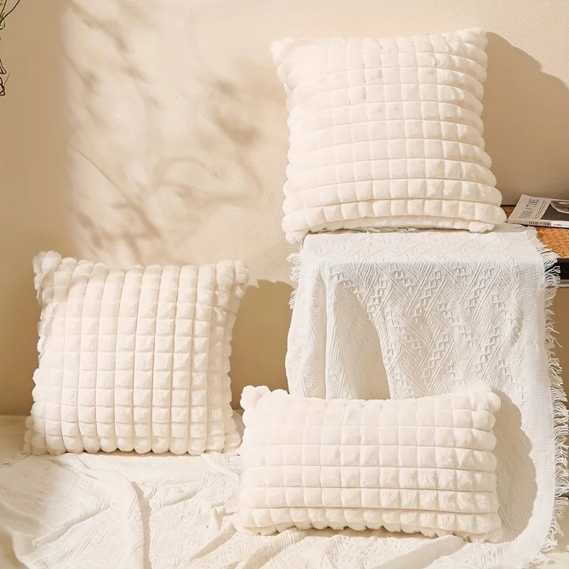 Pluszowy królik do rzucania i przytulania