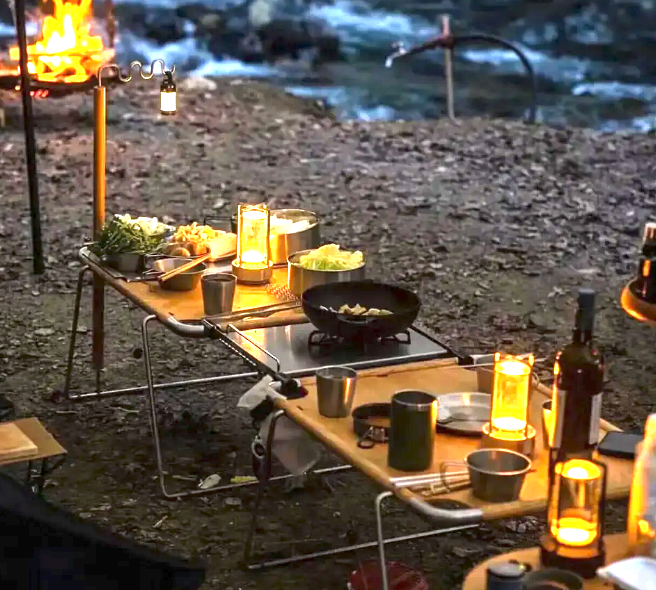 Mobilna Lampka z Adaptacyjnym Światłem do Podróży