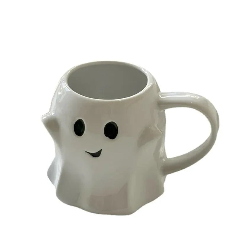 Delikatny Kubek Ceramiczny z Figuralnym Duszkiem