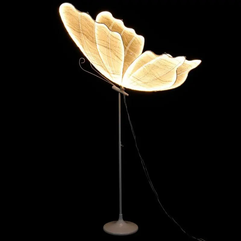 Lampa Sufitowa Wzór Elegancka Dekoracja Z Wiszącymi Motylami
