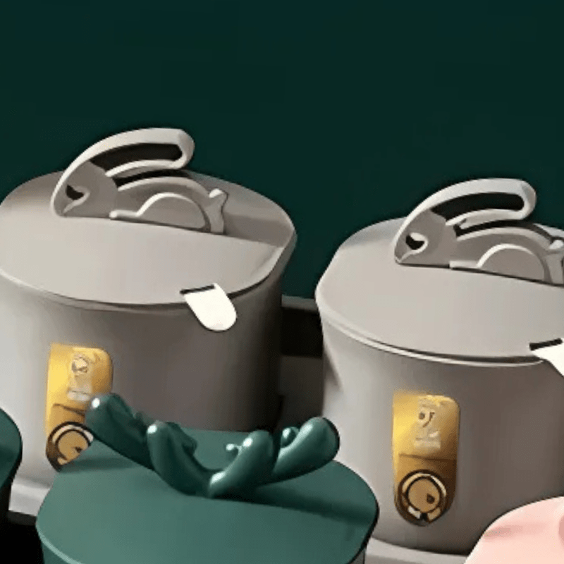 Stylowy organizer do przypraw z praktycznymi łyżeczkami