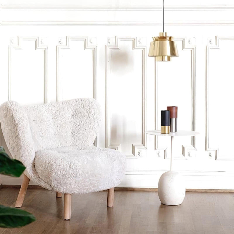 Elegancka Lampa Wisząca o Świetlistym Wykończeniu