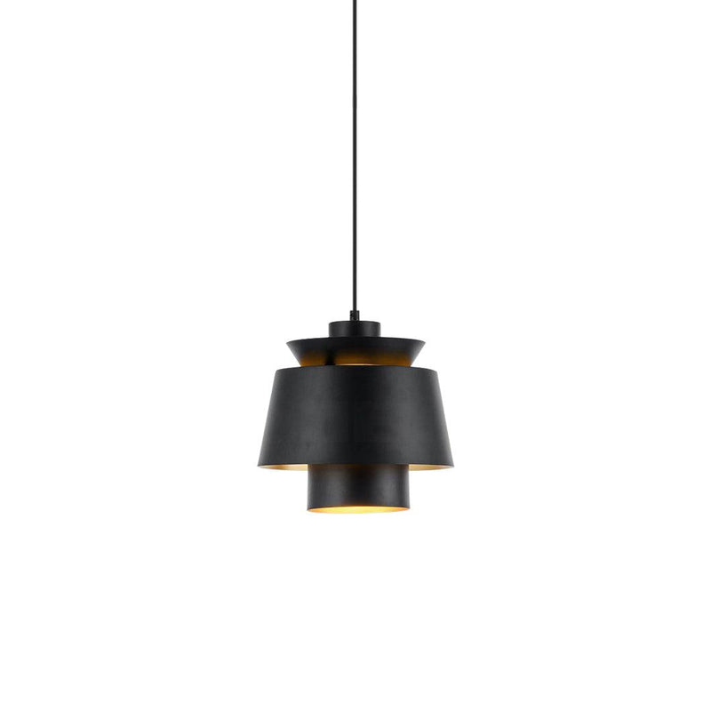 Elegancka Lampa Wisząca o Świetlistym Wykończeniu