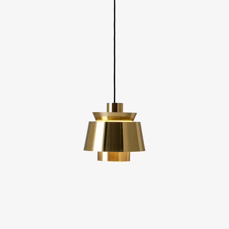 Elegancka Lampa Wisząca o Świetlistym Wykończeniu