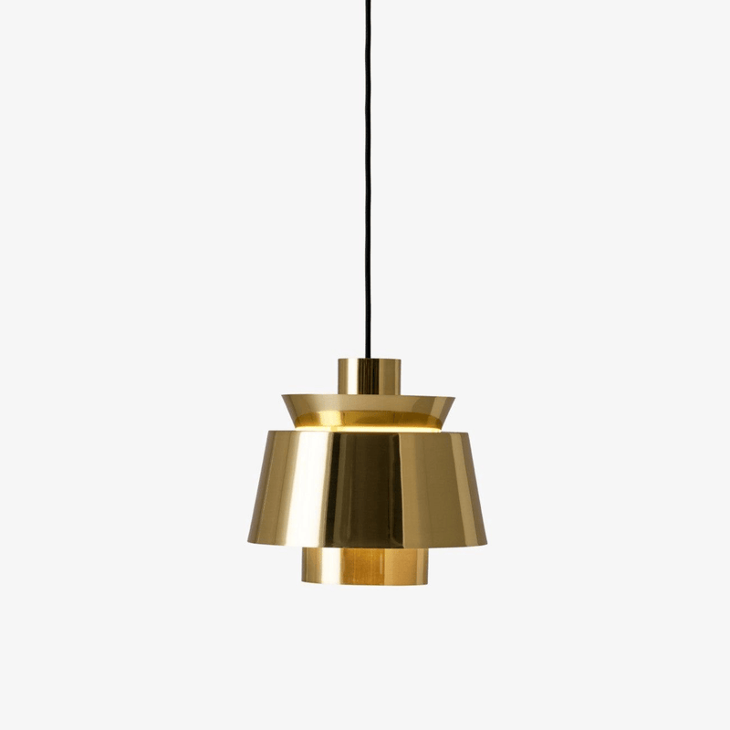 Elegancka Lampa Wisząca o Świetlistym Wykończeniu