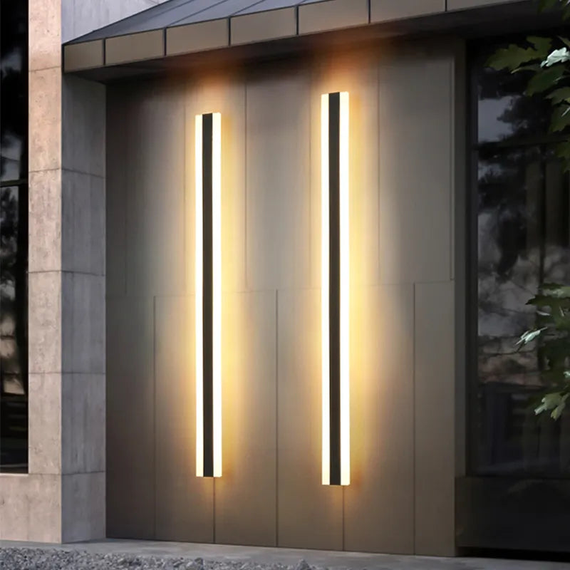 Stylowa zewnętrzna lampa ścienna o nowoczesnym designie