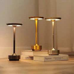 Designerska Lampa LED Tworząca Klimatyczne Światło
