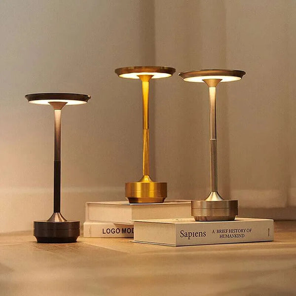 Designerska Lampa LED Tworząca Klimatyczne Światło