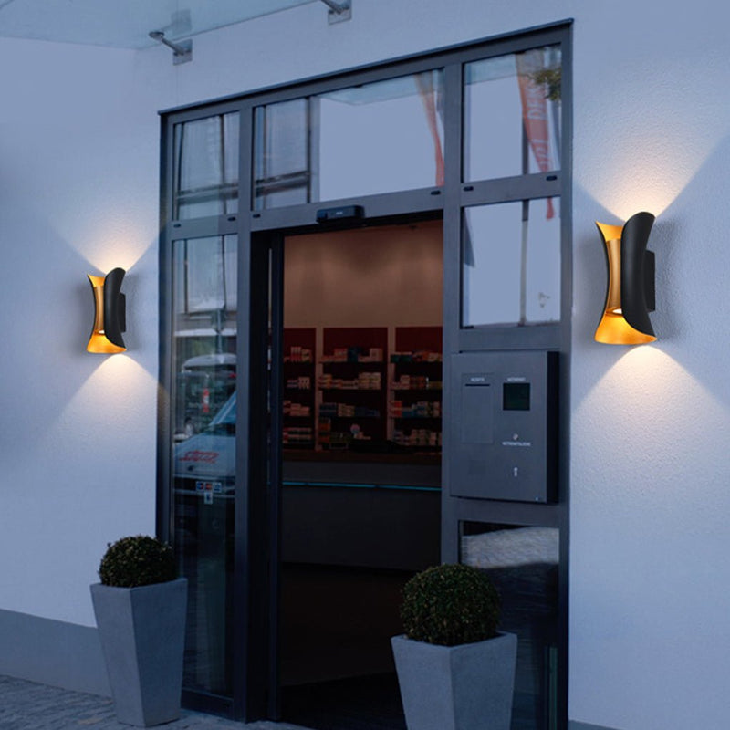 Eleganckie Wodoodporne Lampy LED z Zakrzywionym Kształtem do Ogrodu