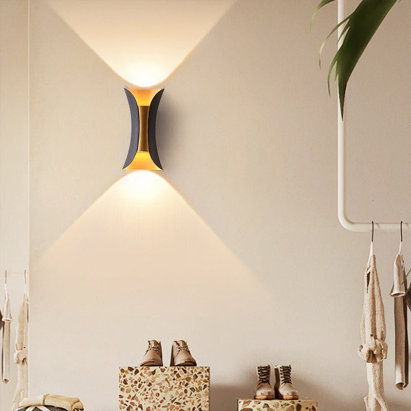 Eleganckie Wodoodporne Lampy LED z Zakrzywionym Kształtem do Ogrodu