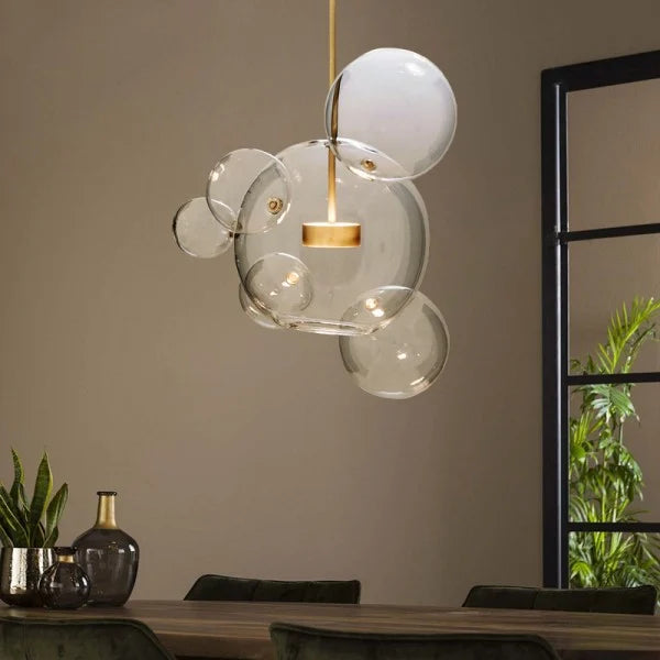 Sferyczna lampa dla nowoczesnych przestrzeni