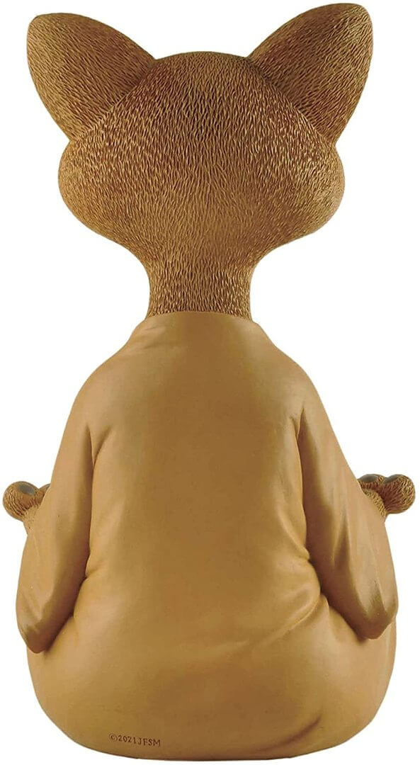 Kot buddyjski z medytacyjnym wyrazem i duchowym przesłaniem