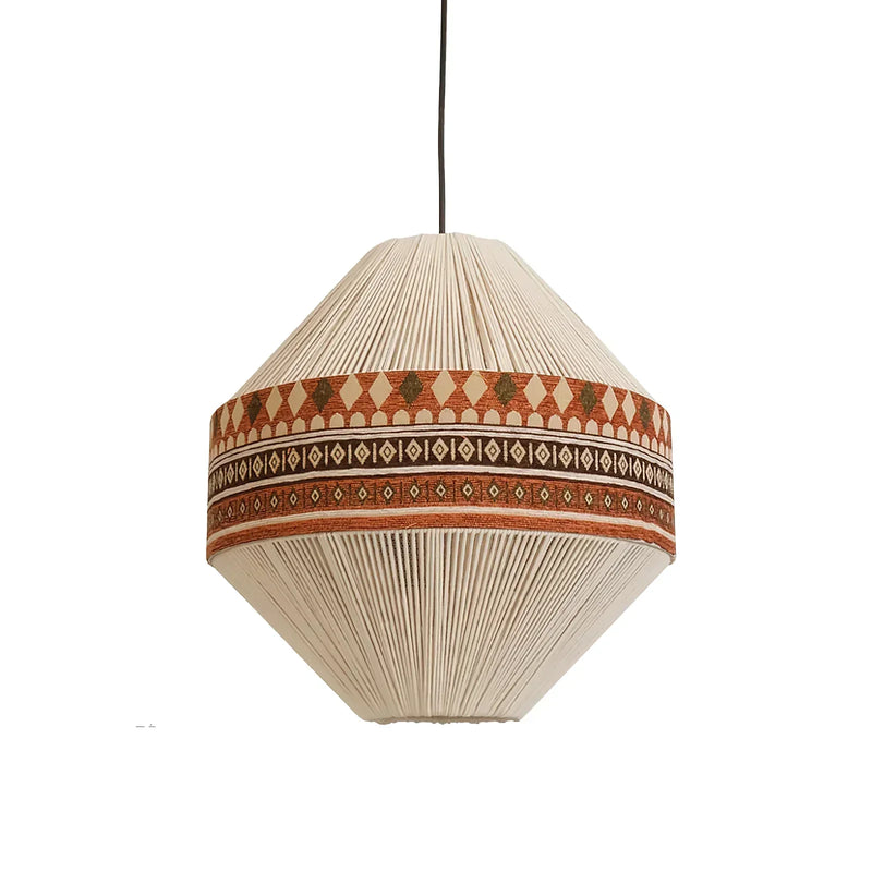 Stylowa Lampa Wisząca z Elementami Boho Artystyczny Design i Subtelne Światło
