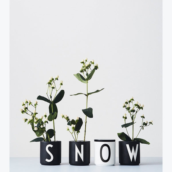 Personalizowany Kubek A-Z porcelanowy klasyk od Design Letters!