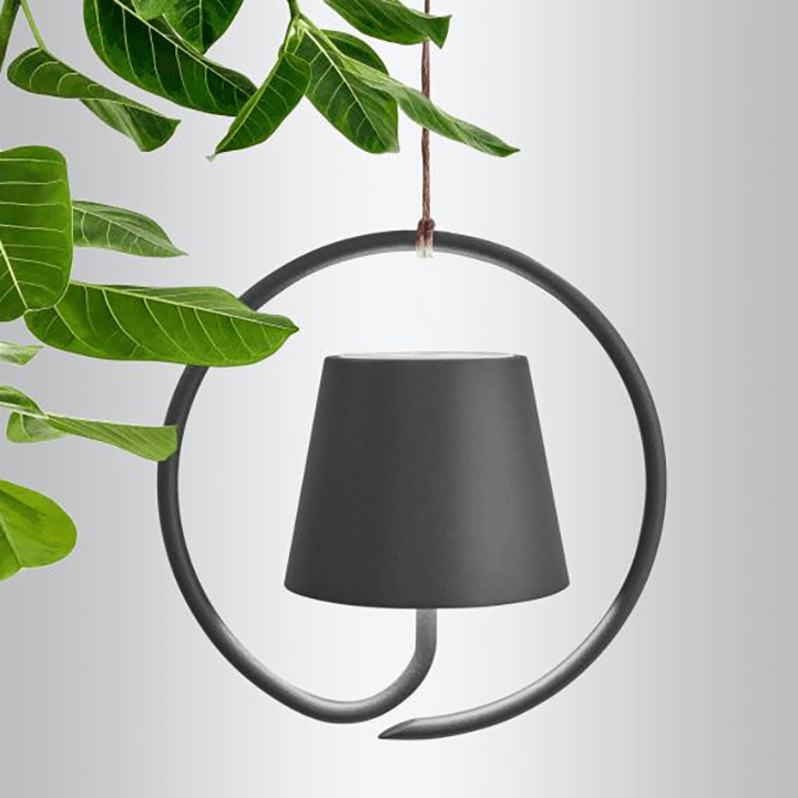 Lampa wisząca z minimalistycznym charakterem