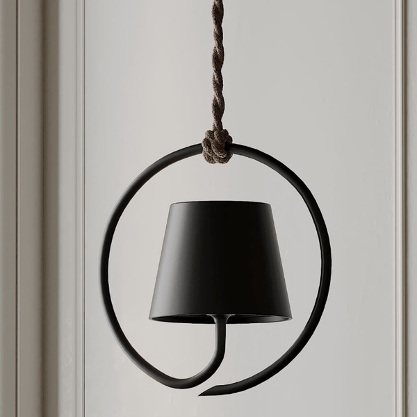Lampa wisząca z minimalistycznym charakterem