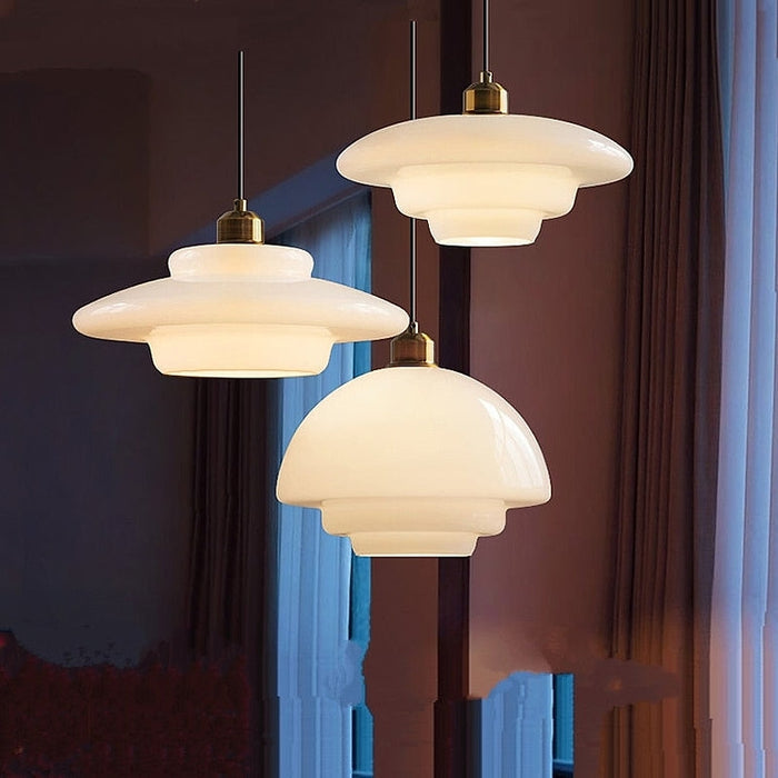 Przepełniona elegancją lampa szklana!