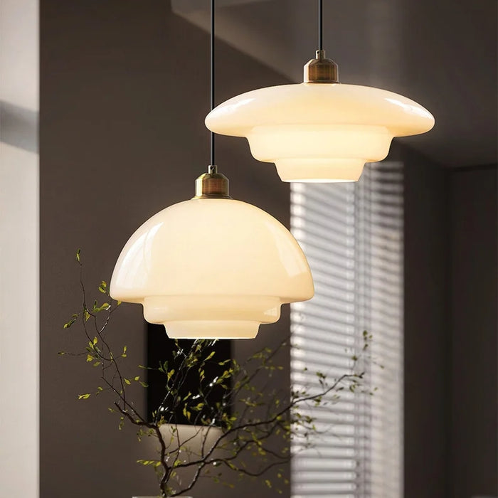 Przepełniona elegancją lampa szklana!
