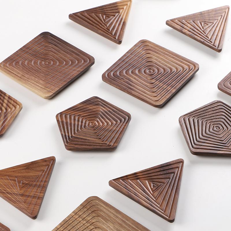 Naturalne piękno i antypoślizgowa precyzja – podkładki z wysokiej jakości drewna