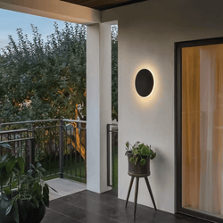 Stylowa lampa elewacyjna z serii Onyx