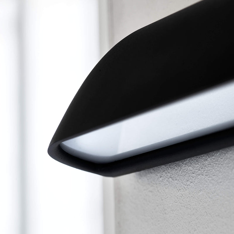 Czarna Lampa Ścienna LED - Idealna do Zewnętrz i Wnętrz