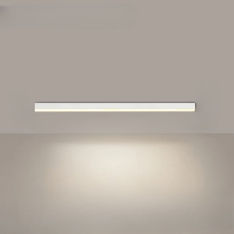 Minimalistyczna lampa sufitowa z mocnym efektem