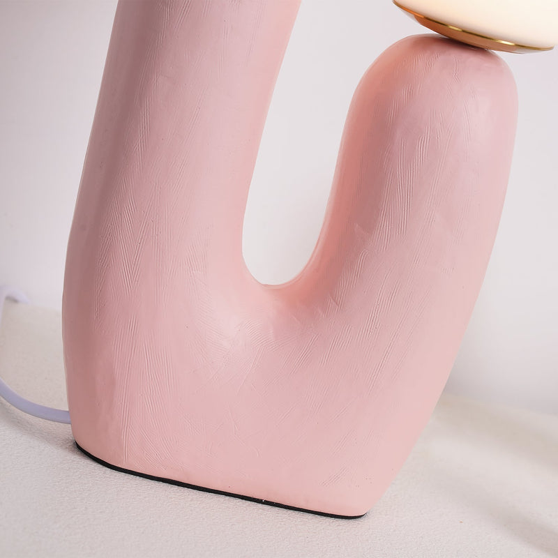 Lampa Stołowa w Współczesnym Stylu z Naturalnym Akcentem