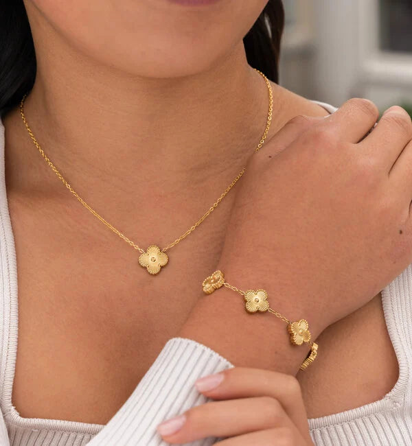 Wyrafinowany Zestaw Akcesoriów Clover w Stylu Eleganckim