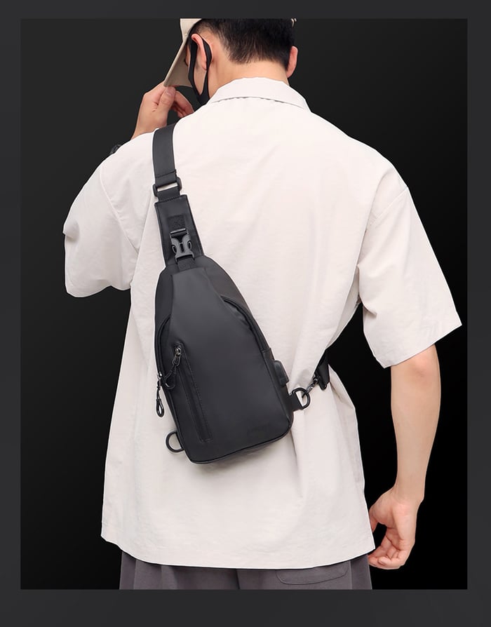 Funkcjonalna Torba Crossbody UrbanLite – Minimalizm i Wygoda na Co Dzień