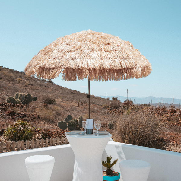 Stylowa ochrona przed słońcem na tarasie i w ogrodzie