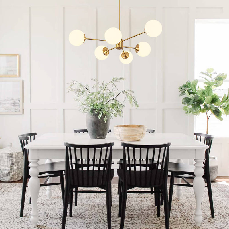 Efektowny Żyrandol Szklany z Opalowymi Kulkami