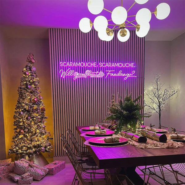 Efektowny Żyrandol Szklany z Opalowymi Kulkami