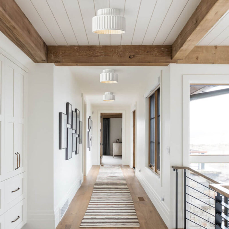 Nordycka Lampa Sufitowa z Ceramiki w Kremowym Kolorze