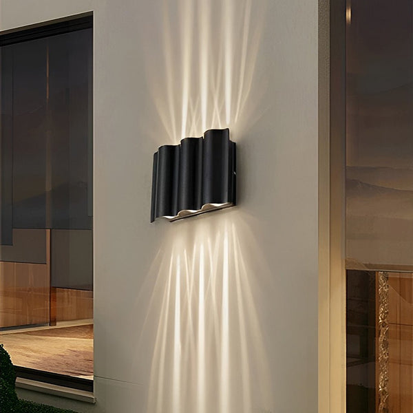 Wodoodporne Lampy Ścienne LED o Zakrzywionym Designie z Efektem Góra-Dół