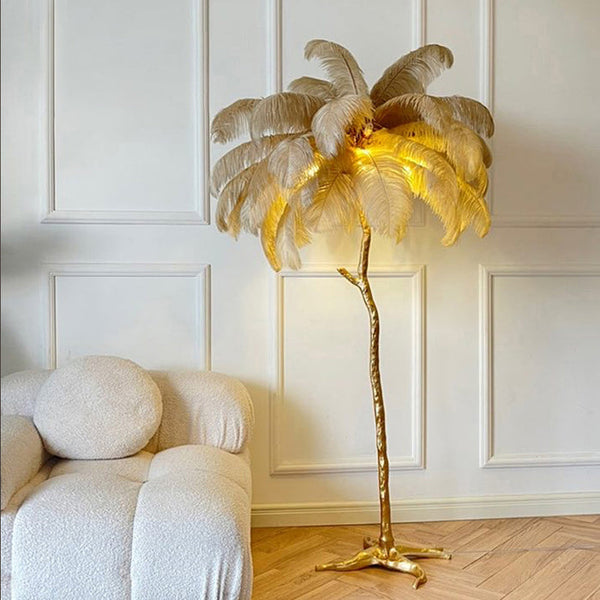 Wysoka lampa z piór, która wnosi luksus do każdego wnętrza!