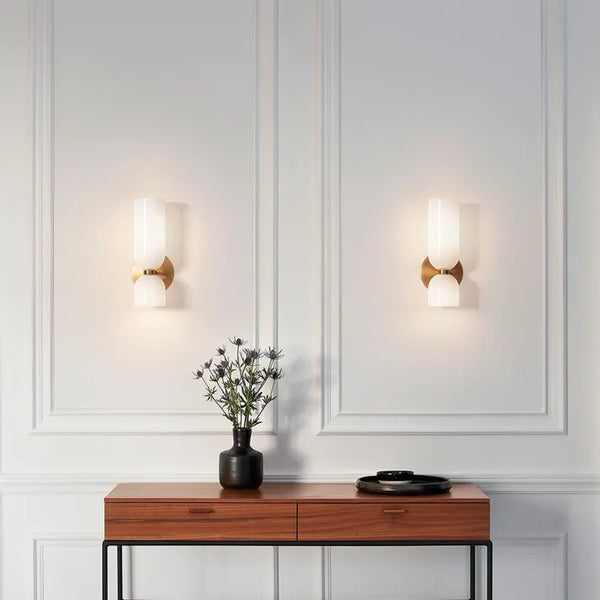 Szklana Lampa Ścienna z Technologią LED Połączenie Elegancji i Funkcjonalności