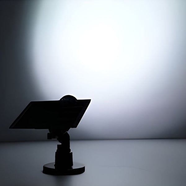 Regulowane Lampy Solarne Ogrodowe do Podświetlenia Roślin i Drzew