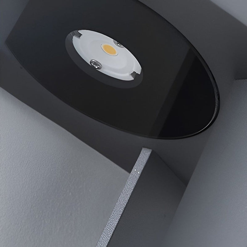 Czarna Aluminiowa Lampa LED Ogrodowa 7W z 4-Promiennym Światłem